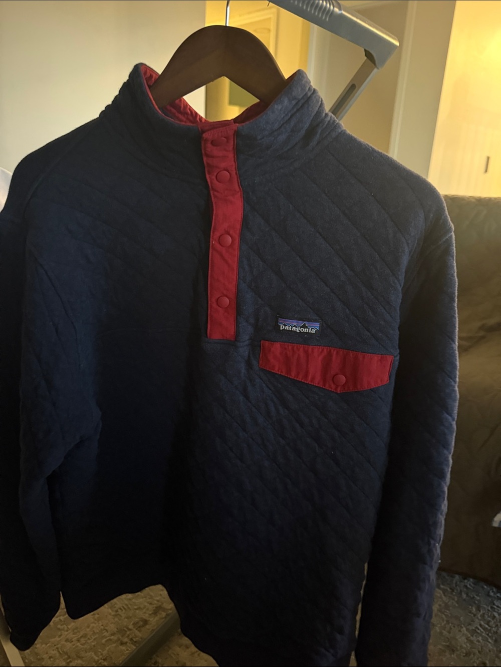 Patagonia Men’s Navy Quilted Snap Pullover with Red Trim